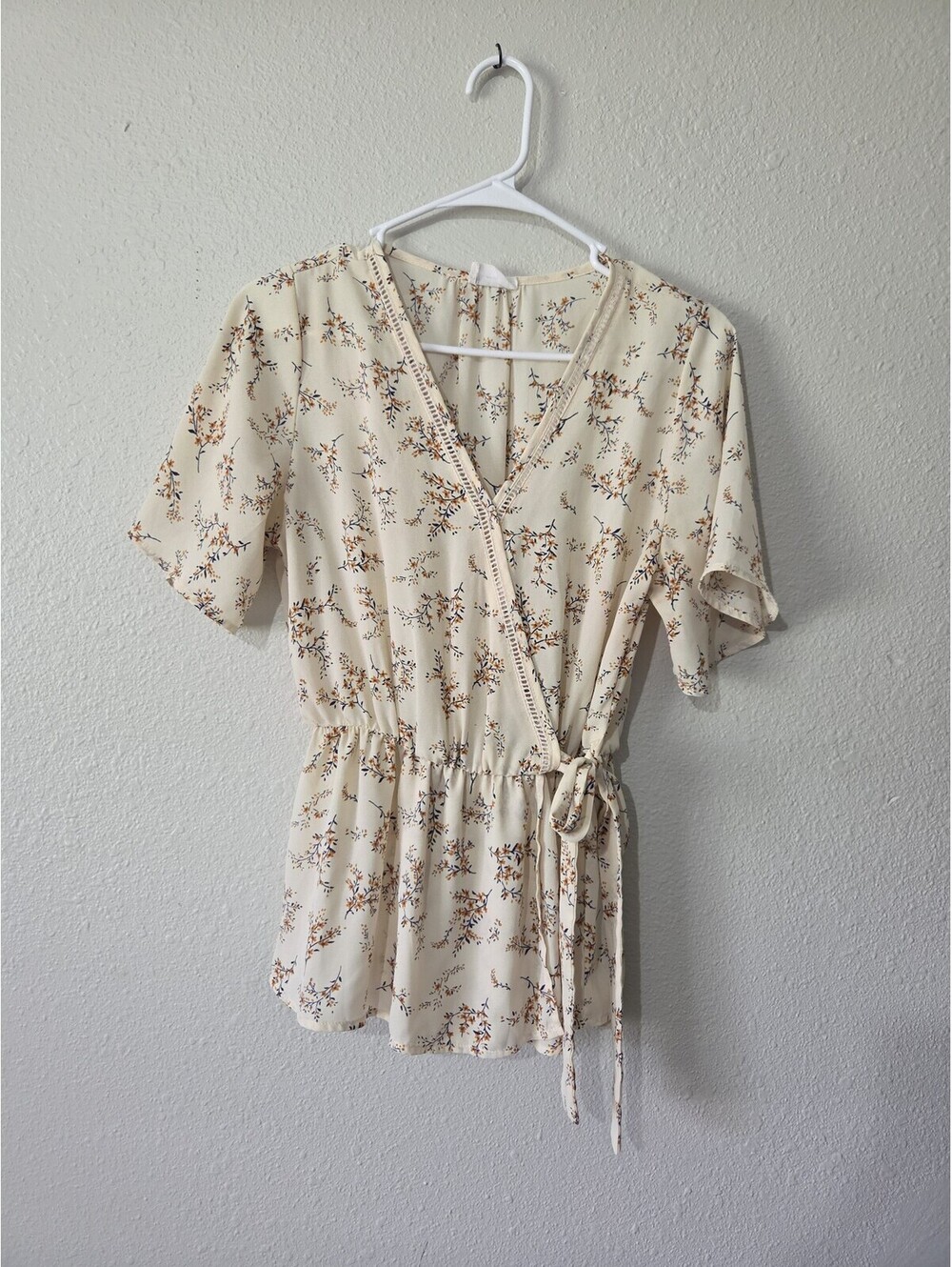 Women's Floral Print Wrap Top Short Sleeve Tie Waist Blouse